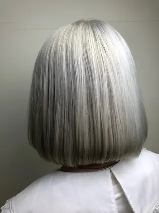 カラー 戸川 紗良のヘアスタイル