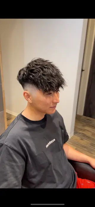 ショート NIENTE【ニエンテ】所属・津市メンズ特化 SHINGOのヘアスタイル