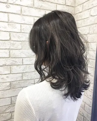 セミロング カラー boutique misakiのヘアスタイル