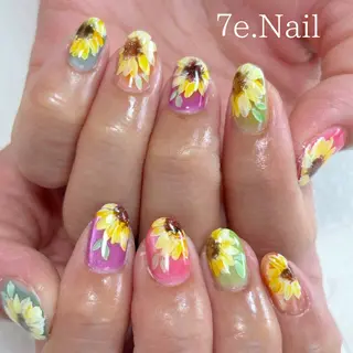 ネイル 7e. Nailのネイルデザイン