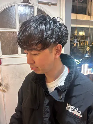 ショート パーマ メンズ 清水千優/パーマ/透 明感カラー/メンズのヘアスタイル