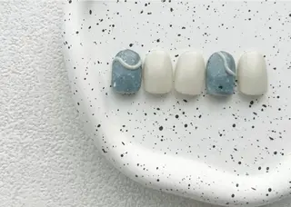 ネイル Gemies所属・Gemies_ RINA🫧のネイルデザイン