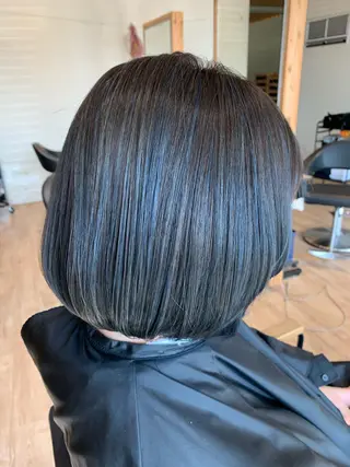 ショート カラー 大久保 隆蔵のヘアスタイル