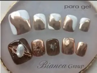 ネイル Bianca 立川店 小川のネイルデザイン