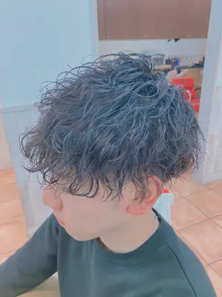 ショート カラー特化 横川　翔希のヘアスタイル