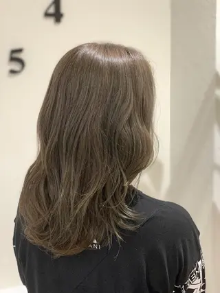 ロング カラー 松吉 純平のヘアスタイル