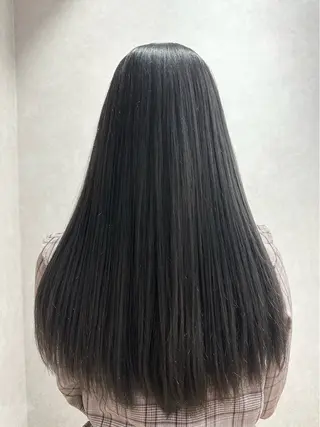 ロング ✂️秋葉原 🤍YURI🤍のヘアスタイル