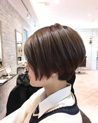 ショート アオガミ （前髪顔周りカット）のヘアスタイル