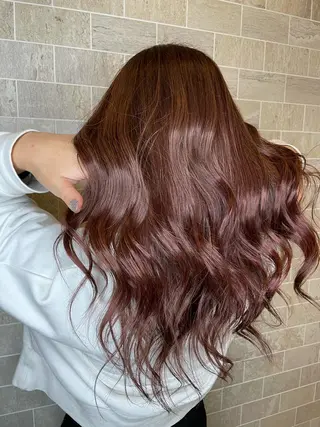 ロング ブリーチ毛矯正.髪質 改善.髪にドラマをのヘアスタイル