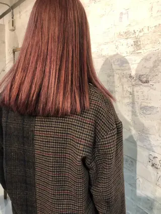 ロング カラー 泊 紗羅のヘアスタイル