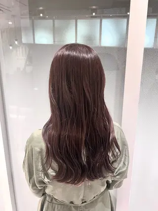 ロング カラー 小山田 愛美のヘアスタイル