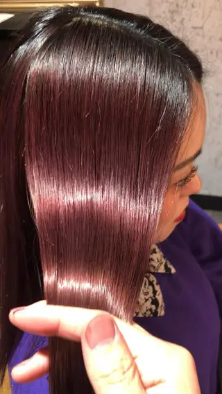 セミロング salowin 原宿 aroa所属・韓国／ハッシュカット ／透明感カラー／金野のヘアスタイル