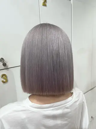 ショート カラー CHAINON所属・🤎HAZUKI🤎 ハイトーン✨のヘアスタイル