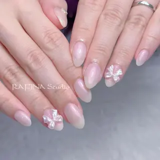 ネイル 桃香 Minaのネイルデザイン