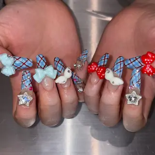 ネイル 👽個性派ネイル🎀 komachiのマツエク・マツパデザイン