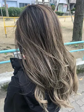 セミロング カラー olino 【オリノ】西田辺のヘアスタイル