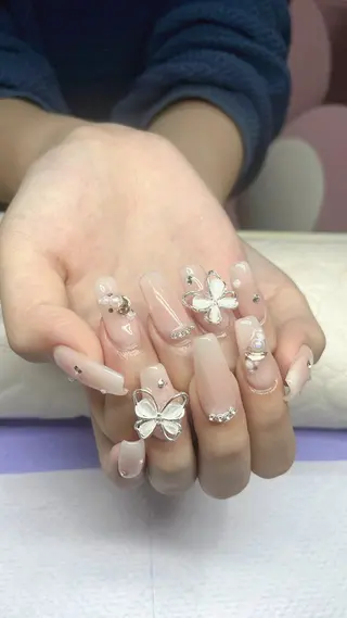 ネイル ChouChou NAIL SALON所属・サキ ChouChouのネイルデザイン
