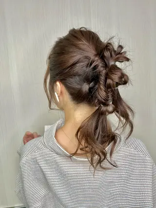 ロング ヘアアレンジ ウスイマイコ カット/ケアカラーのヘアスタイル