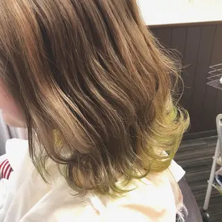 ミディアム カラー 雪本 愛のヘアスタイル