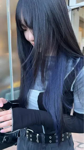 ロング カラー 只野 真衣のヘアスタイル