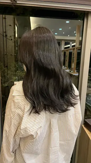 セミロング カラー ヘアアレンジ 栗林 姫花のヘアスタイル
