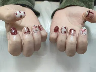 ネイル モニカ アキイのネイルデザイン