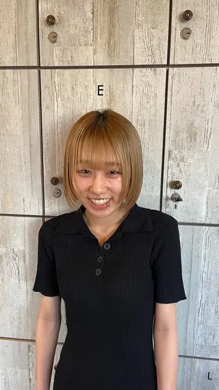 ミディアム 夏向/ハイトーン /パーマのヘアスタイル