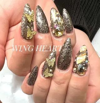 ネイル I. AYUMIのネイルデザイン