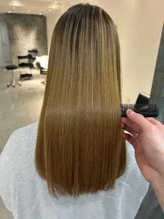 ロング 髪質改善特化🫧 梶川　歩哉のヘアスタイル