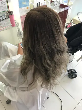 ミディアム カラー D.log 大和西大寺店所属・川崎 雅大のヘアスタイル