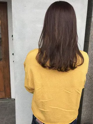 セミロング カラー 船津 佳奈美のヘアスタイル