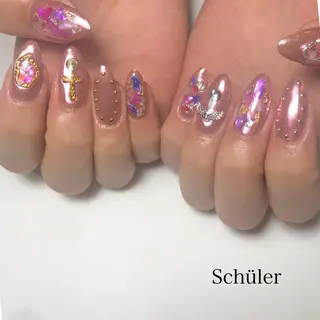 ネイル Schüler所属・野内 まきのネイルデザイン