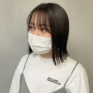 セミロング yuna/ボブカット /ハイトーンカラーのヘアスタイル