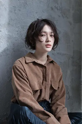 ミディアム カラー hao所属・西山 頌太のヘアスタイル