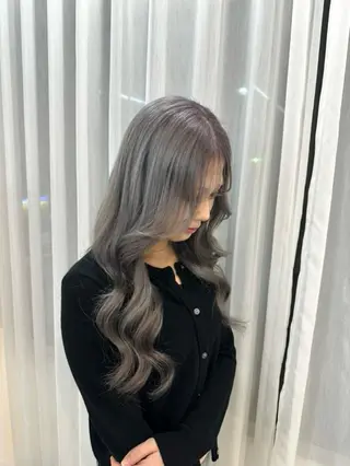 カラー 河野 さくらのヘアスタイル