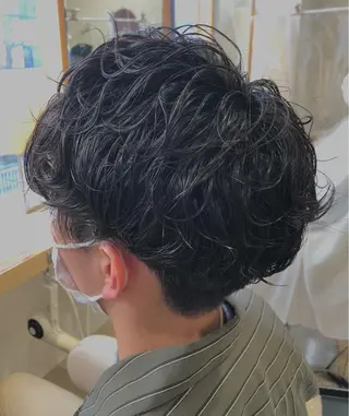 ショート パーマ メンズ 低ダメージ施術/ 🐮牛木 史裕🐮のヘアスタイル