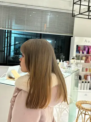 ロング カラー ナチュラルカラー🎨 /YUJIのヘアスタイル