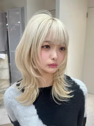 ミディアム カラー ケアブリーチ 韓国レイヤーKYONのヘアスタイル
