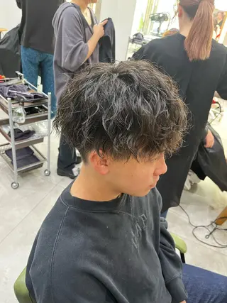 メンズ ユニテバイリトル所属・🏆メンズ特化🥇 店長YUTOのヘアスタイル
