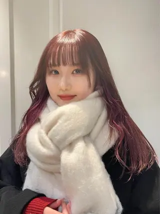 カラー ミルクティーベージュ ブリーチ🖤サヤカのヘアスタイル