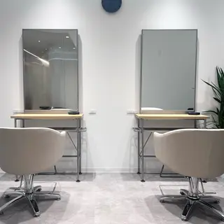 ショート foto所属・𝐁𝐋𝐔𝐄𝐓 /代表 / 荒井史行のヘアスタイル