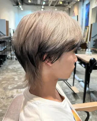 ショート カラー mio”LIBER所属・石本 凌大のヘアスタイル