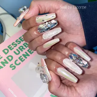 ネイル Nail by Licorneのネイルデザイン