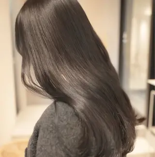 セミロング カラー 🎀やわらかカラー/ 艶カラー/よこやまのヘアスタイル