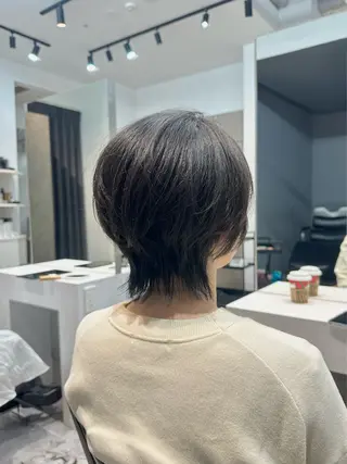 ミディアム ごとう さなのヘアスタイル