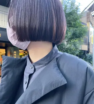 ショート カラー ボブ／レイヤー／艶 🦕risa  森下のヘアスタイル