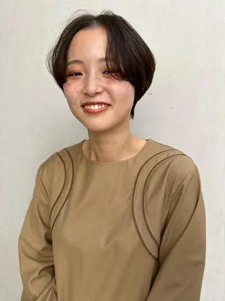 ショート カラー 伊藤 拓哉のヘアスタイル