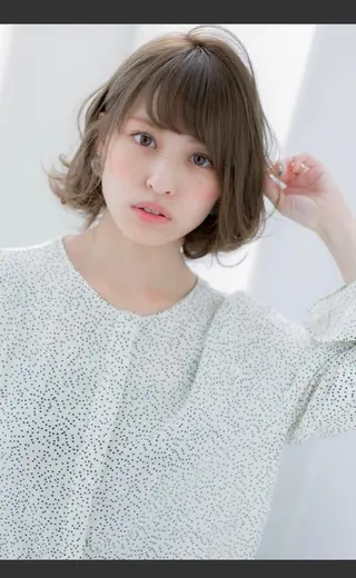 ショート カラー LOREN自由ヶ丘所属・櫻田 朴のヘアスタイル