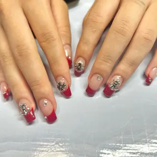 ネイル genie_by_JVC所属・geniebyJVC ジニンのネイルデザイン