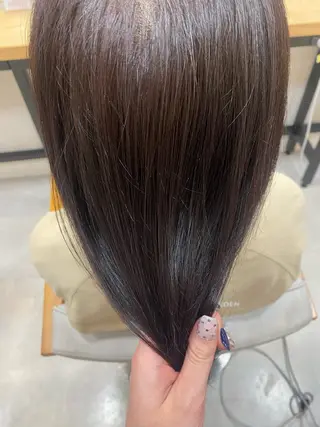 セミロング カラー HIYORI🧁 登戸のヘアスタイル